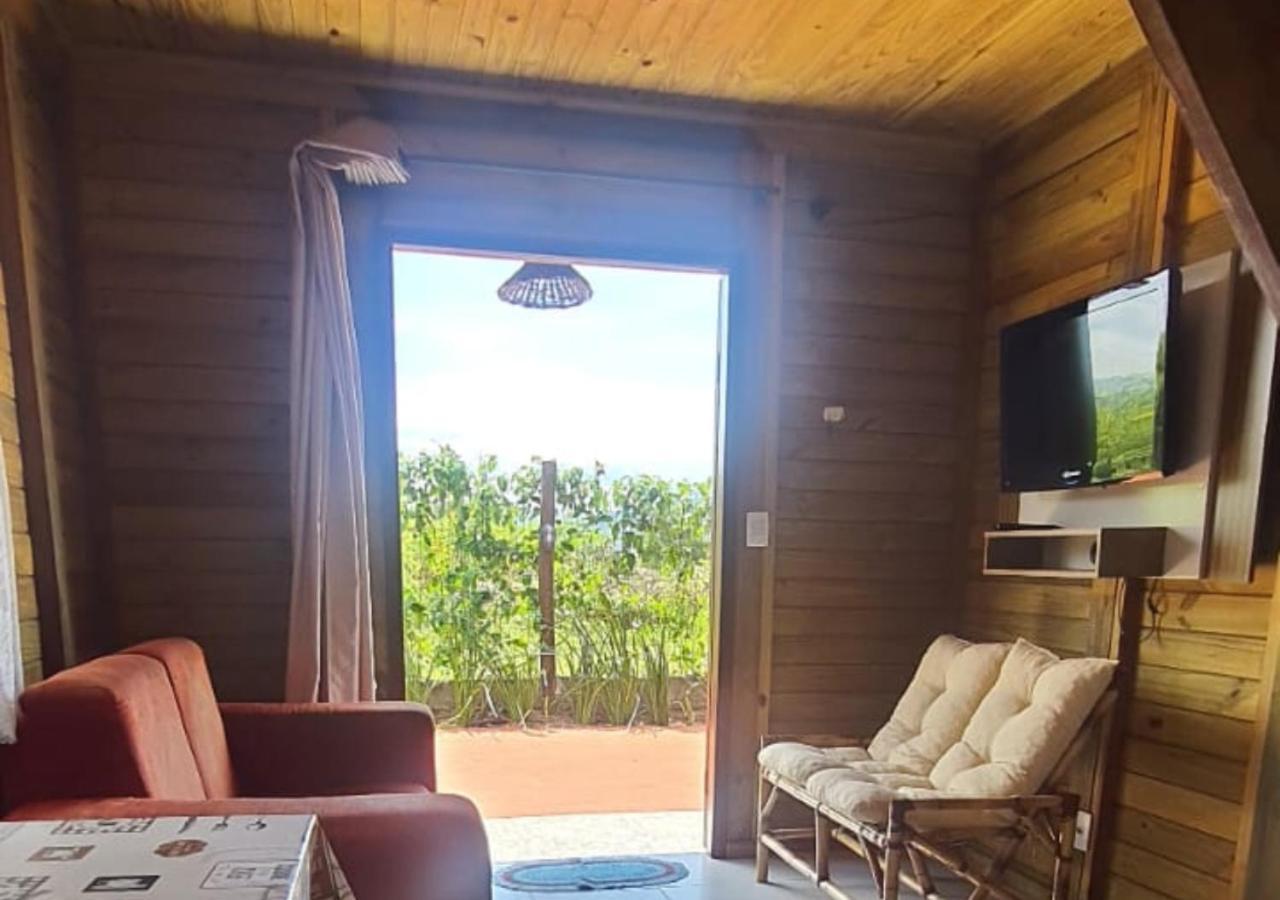 Hospedaria Chales Rota Do Sol Pdr - Hospedagem Para Casais, Familias E Grupos プライア・ド・ローザ エクステリア 写真